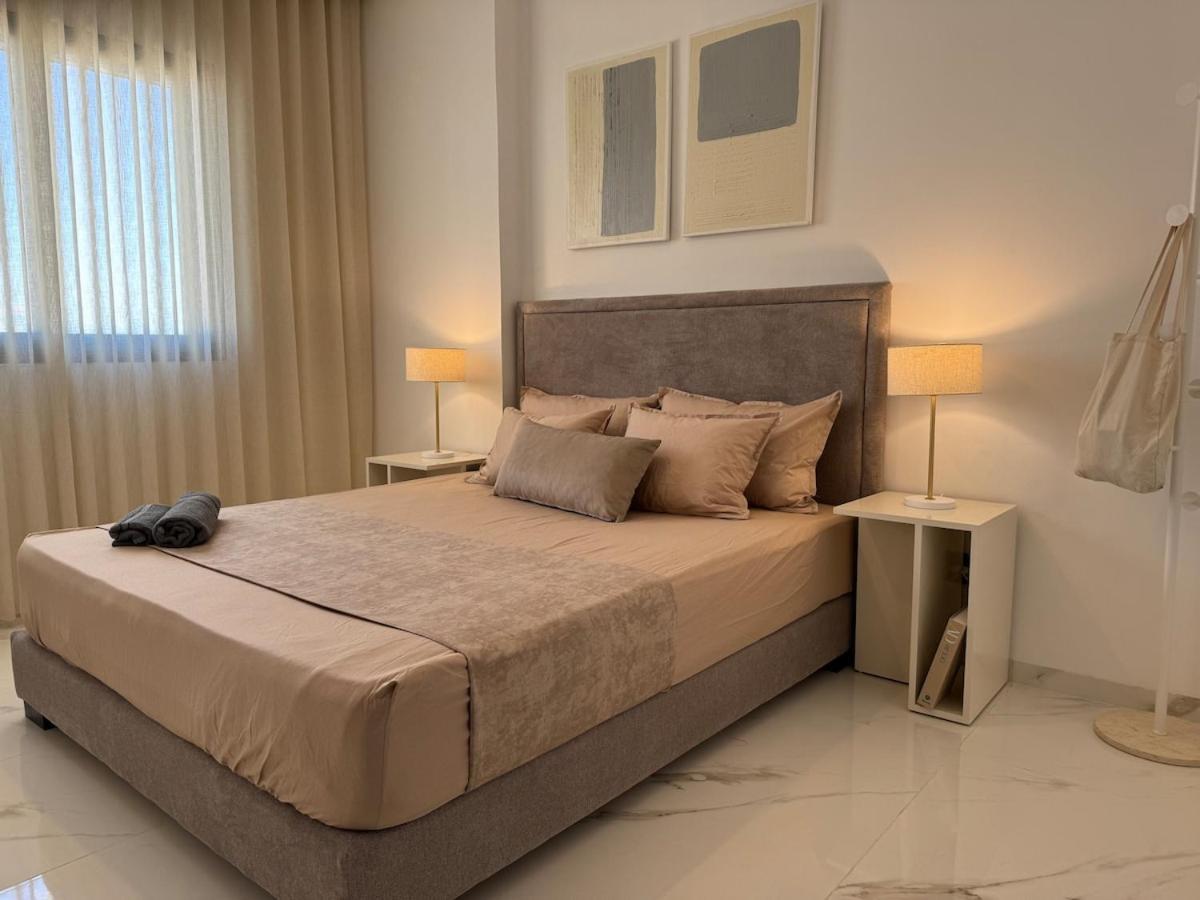 Layali , La Ou Commence Le Voyage Interieur * Tunis